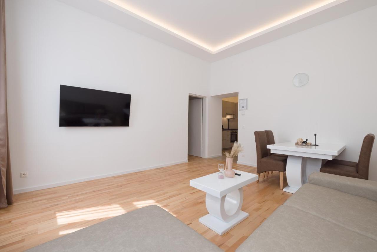 וינה Relax Apartments 1120 מראה חיצוני תמונה