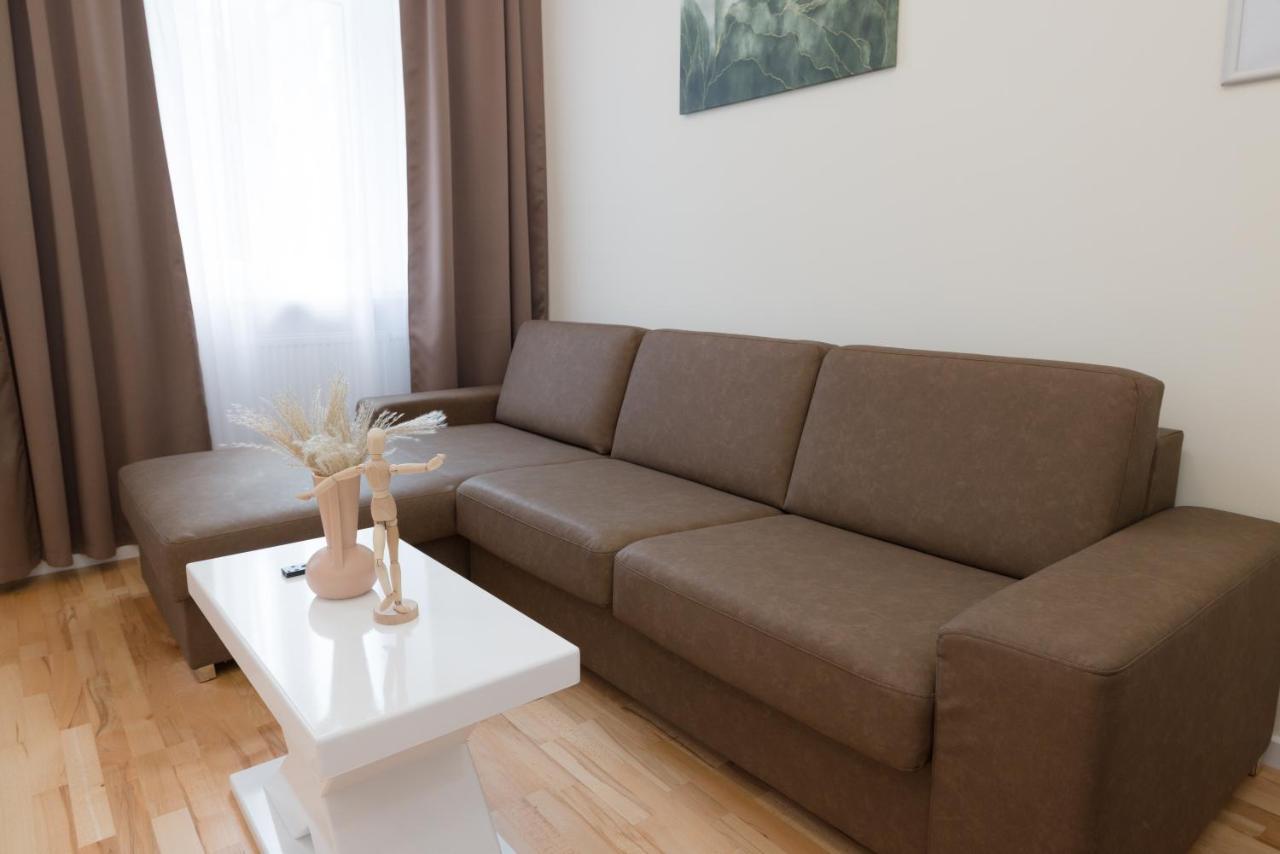 וינה Relax Apartments 1120 מראה חיצוני תמונה